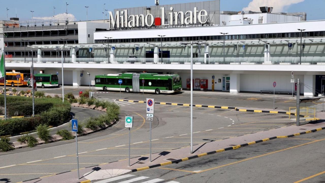 Appartamento Deluxe Con Parcheggio Gratuito Segrate Buitenkant foto
